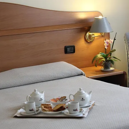 Il Duca D'este Hotel 4*